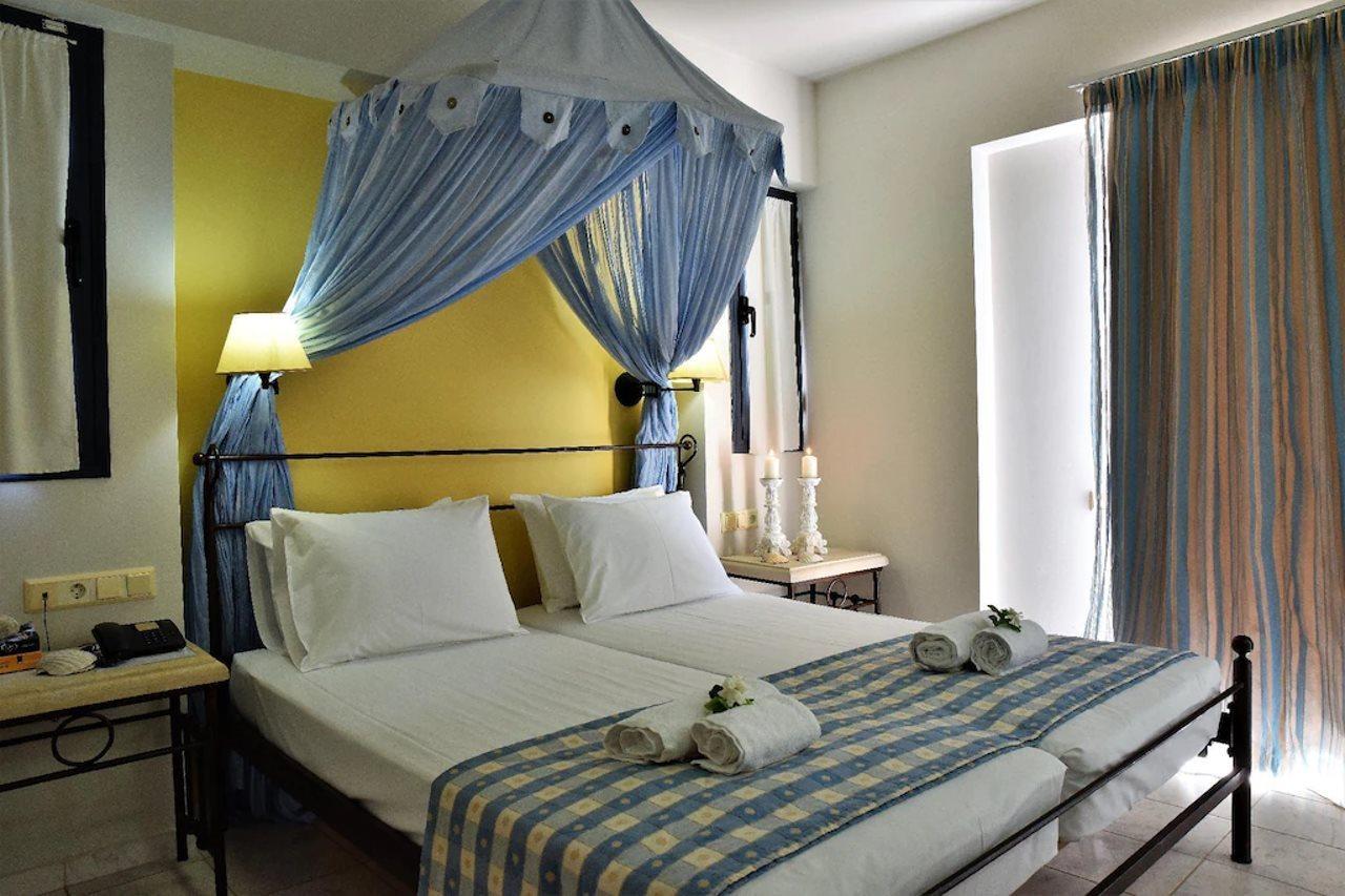 Golden Bay Hotel Apartments Malia Exteriör bild